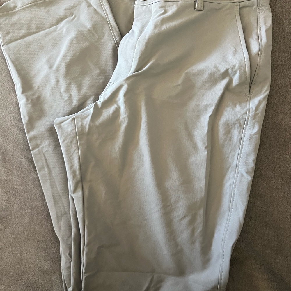 Under Armour Light Gray pants